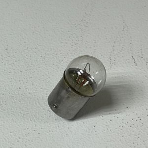 Лампа 12V10W G18/BA15S (в указатели поворотов белые)