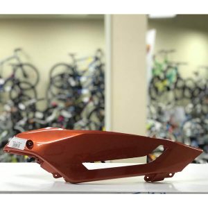 RAN3083 Облицовка бензобака верхняя правая