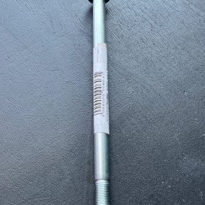 TIG2148 Ось переднего колеса М12х203