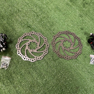 18868 Дисковый тормоз (суппорт+диск) BR2204264