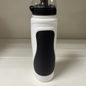 Х83103 Велофляга STG  DC-BT-55 700мл защитной крышкой черн/бел