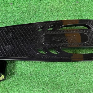 Круизер пластиковый Night 22"x6" (пласт. дека)