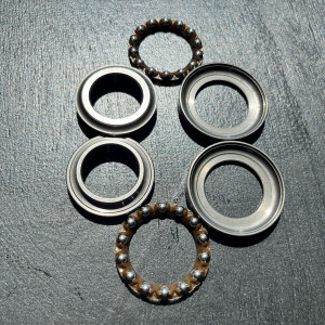 TIG2016 Подшипник рулевой колонки в сборе